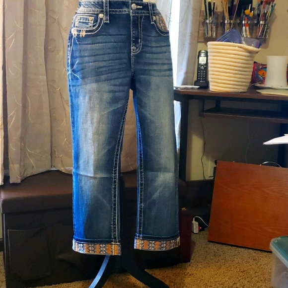 Miss Me Southwest Skinny Capri - Picture 1 of 4
